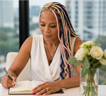 Vonetta Carter, CXO